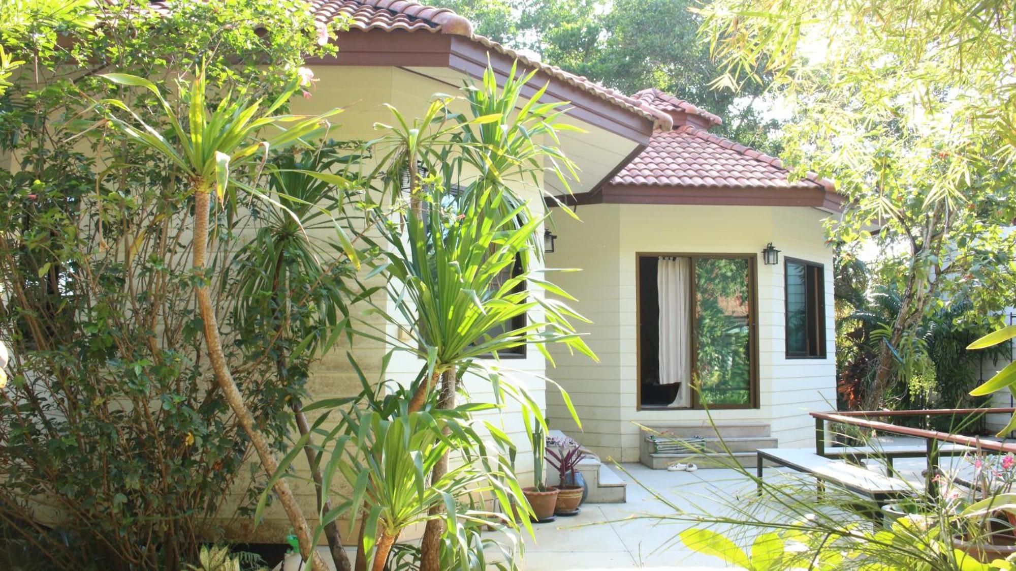Navari Homestay Rayong Exterior foto